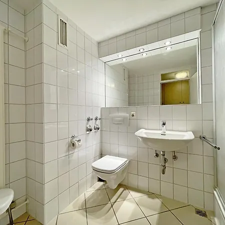 아파트 Haus Metropol App 113 Direkt Am Mit Balkon Cityblick 베스터란트